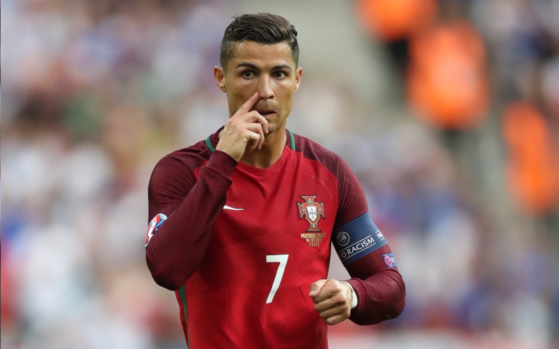 纽卡斯尔联锋线火力强大，喜鹊军团冲击前四，纽卡斯尔联 官网